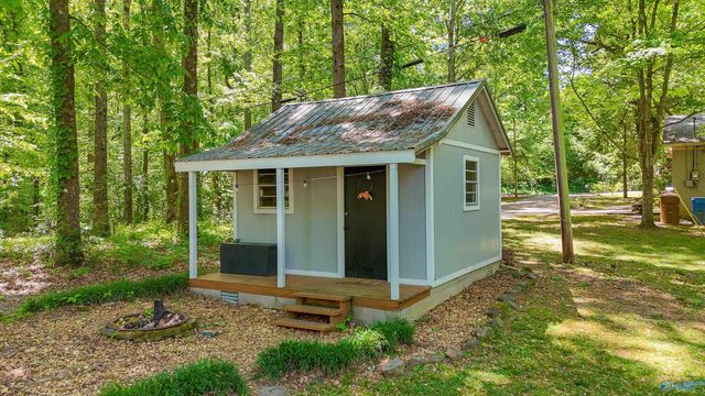 2123 NW Thunderbird Street NW, Hartselle, AL 35640