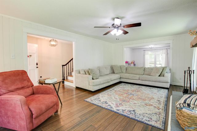 2123 NW Thunderbird Street NW, Hartselle, AL 35640