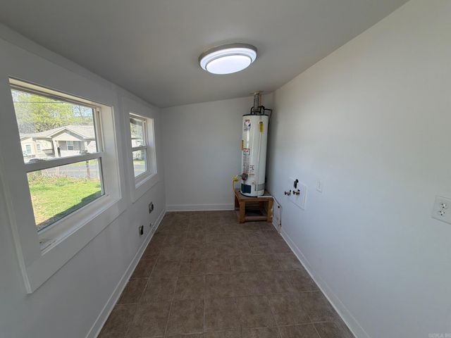 1800 7th Street, Hot Springs, AR 71913