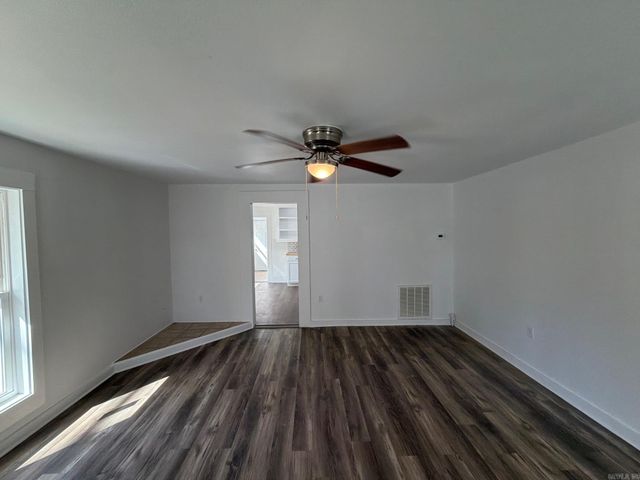 1800 7th Street, Hot Springs, AR 71913