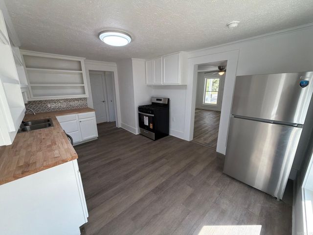 1800 7th Street, Hot Springs, AR 71913