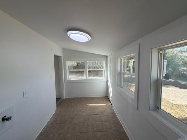 1800 7th Street, Hot Springs, AR 71913