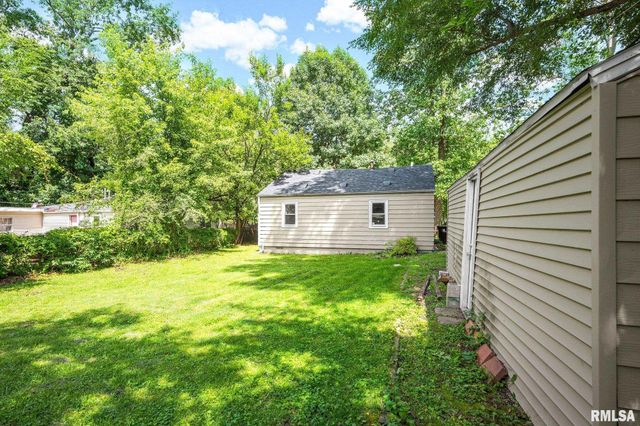 2119 N NORTHCREST Drive, Peoria, IL 61604