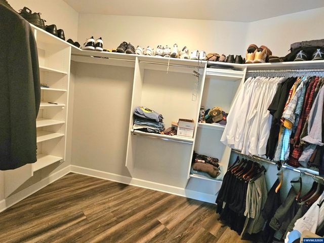 1395 West Meadows Dr NW, Salem, OR 97304