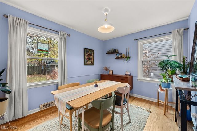 553 Kenilworth Road, Bay Village, OH 44140