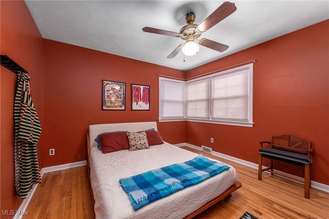 553 Kenilworth Road, Bay Village, OH 44140