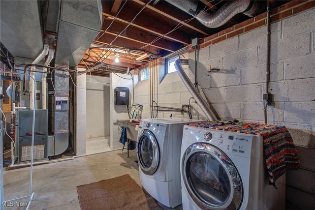 553 Kenilworth Road, Bay Village, OH 44140