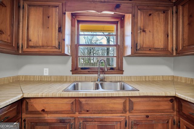 93 Hickory Circle, Toccoa, GA 30577