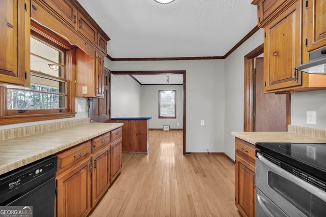 93 Hickory Circle, Toccoa, GA 30577