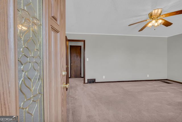 93 Hickory Circle, Toccoa, GA 30577