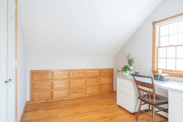 34 Maushop Ave, Barnstable, MA 02630