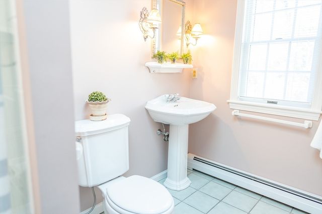 34 Maushop Ave, Barnstable, MA 02630