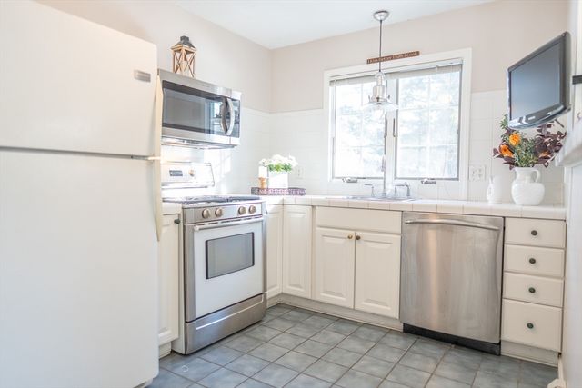 34 Maushop Ave, Barnstable, MA 02630