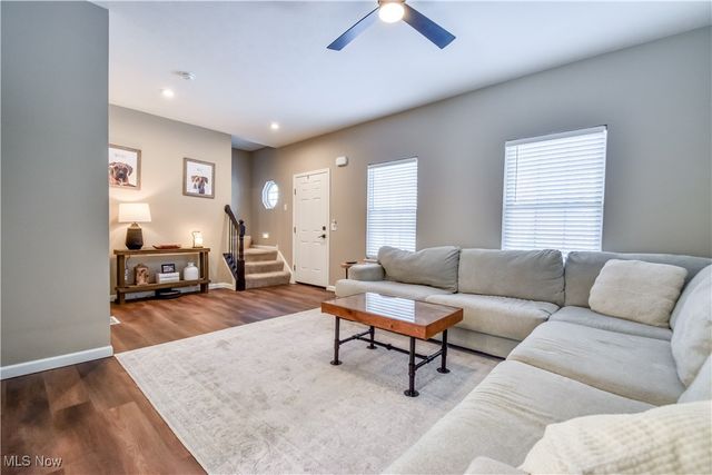 5020 Lakeview Drive, Mentor, OH 44060