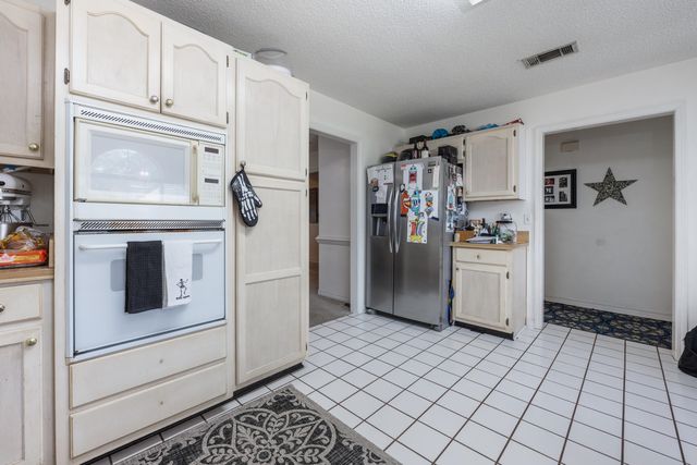 2812 Lee Trevino Court, Shalimar, FL 32579