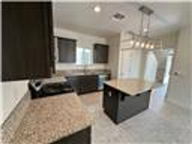 184 Montage Dr, Merced, CA 95348