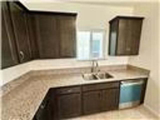 184 Montage Dr, Merced, CA 95348