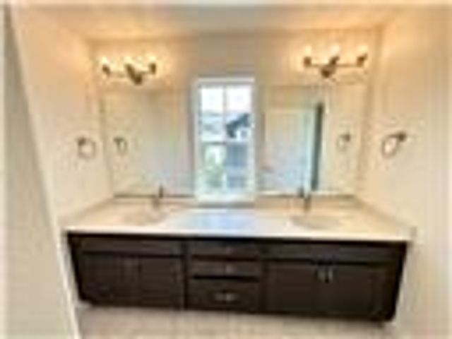 184 Montage Dr, Merced, CA 95348