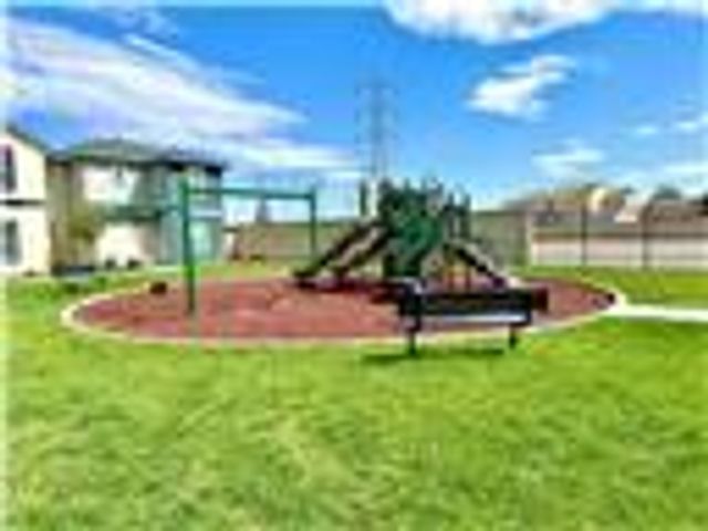 184 Montage Dr, Merced, CA 95348