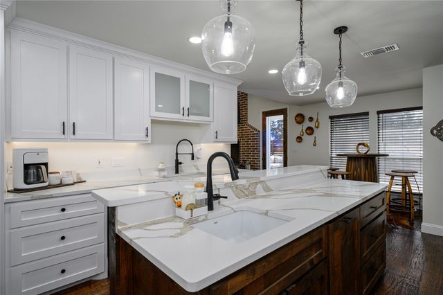 840 Fm 3133, Van Alstyne, TX 75495