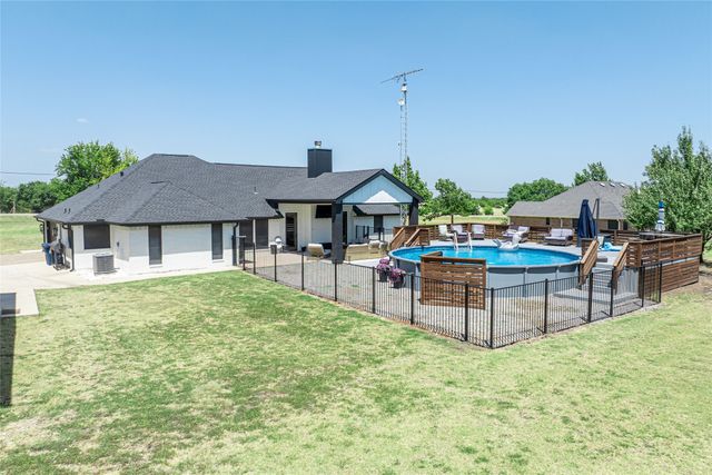 840 Fm 3133, Van Alstyne, TX 75495