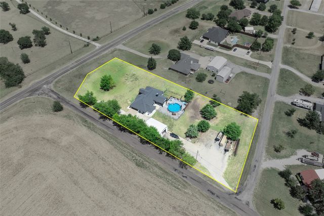 840 Fm 3133, Van Alstyne, TX 75495