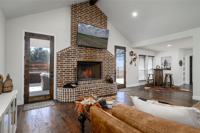 840 Fm 3133, Van Alstyne, TX 75495