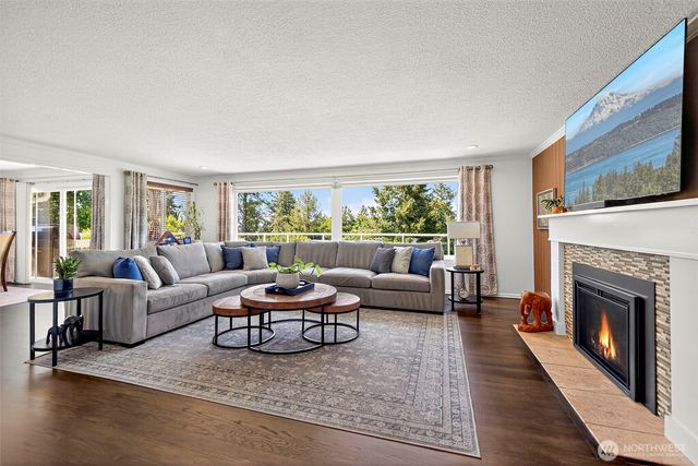 19479 Normandy Park Drive SW, Normandy Park, WA 98166