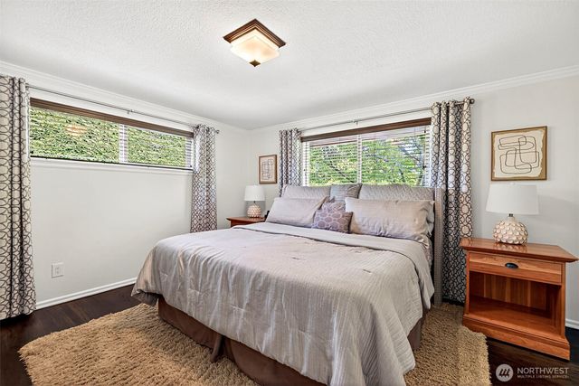 19479 Normandy Park Drive SW, Normandy Park, WA 98166