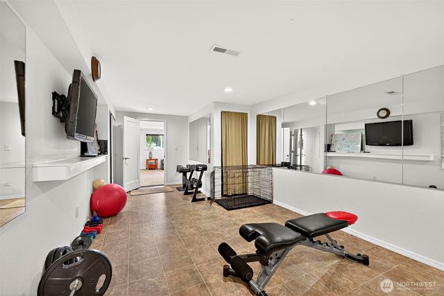 19479 Normandy Park Drive SW, Normandy Park, WA 98166