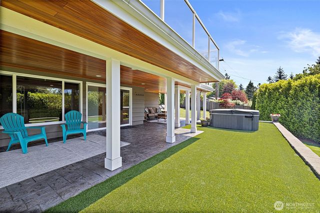19479 Normandy Park Drive SW, Normandy Park, WA 98166