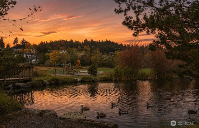 19479 Normandy Park Drive SW, Normandy Park, WA 98166