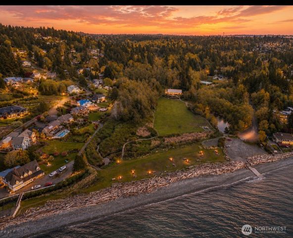 19479 Normandy Park Drive SW, Normandy Park, WA 98166
