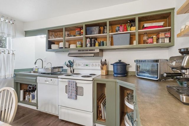 4317 N Evergreen Rd, Spokane, WA 99216