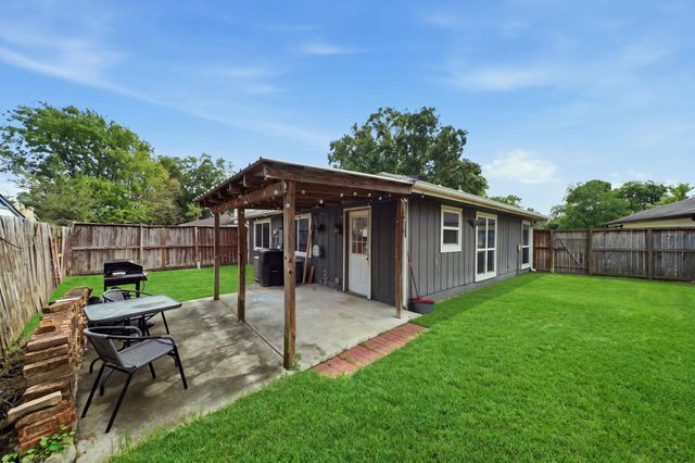 9106 Goodmeadow Drive, Houston, TX 77064
