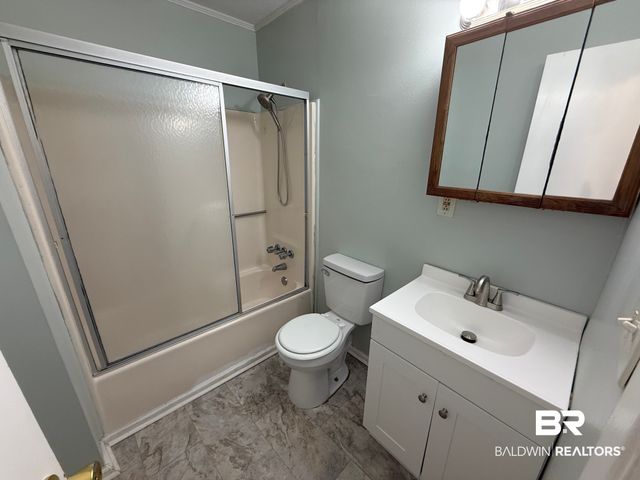 553 4th Avenue, Chickasaw, AL 36611