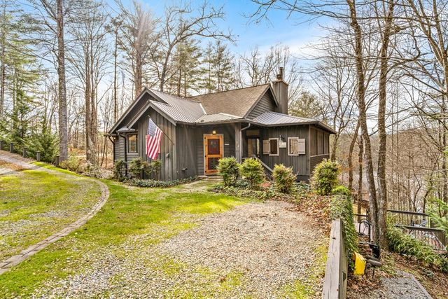 56 Cross Creek, Robbinsville, NC 28771