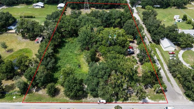 7402 W KNIGHTS GRIFFIN ROAD, Plant City, FL 33565