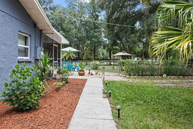 7402 W KNIGHTS GRIFFIN ROAD, Plant City, FL 33565