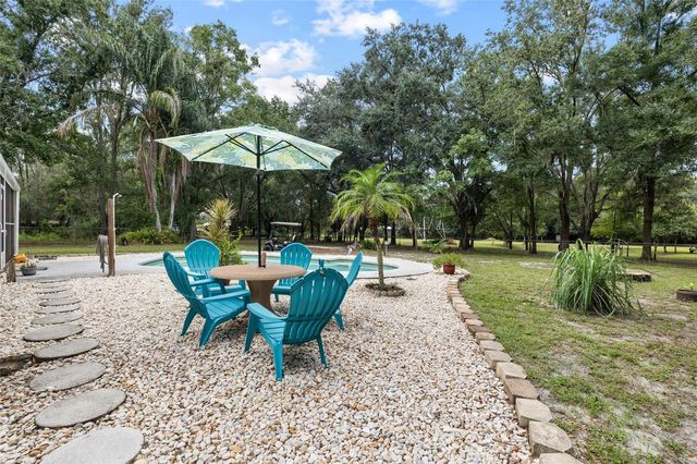 7402 W KNIGHTS GRIFFIN ROAD, Plant City, FL 33565