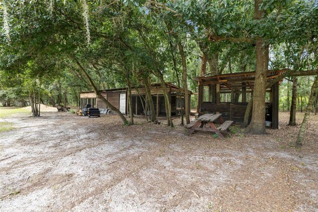 7402 W KNIGHTS GRIFFIN ROAD, Plant City, FL 33565