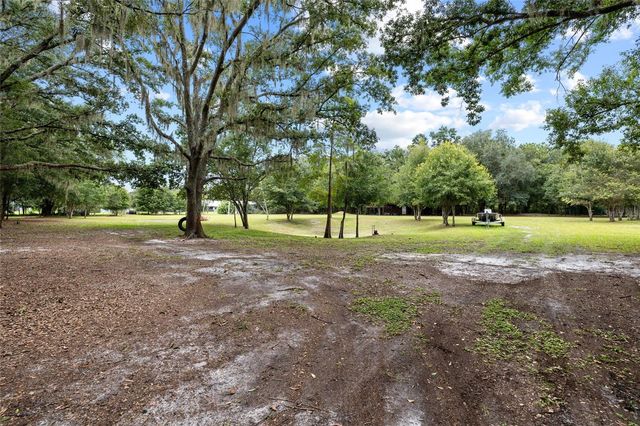7402 W KNIGHTS GRIFFIN ROAD, Plant City, FL 33565