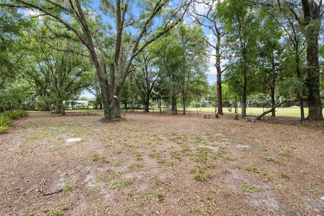 7402 W KNIGHTS GRIFFIN ROAD, Plant City, FL 33565