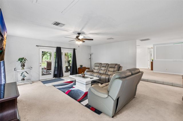 7402 W KNIGHTS GRIFFIN ROAD, Plant City, FL 33565