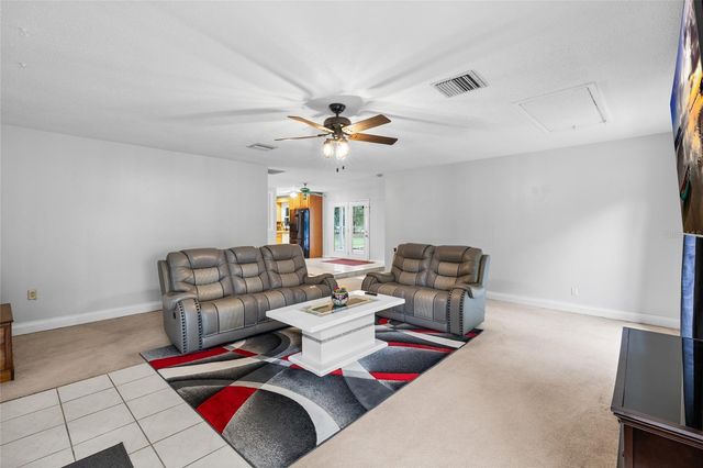 7402 W KNIGHTS GRIFFIN ROAD, Plant City, FL 33565