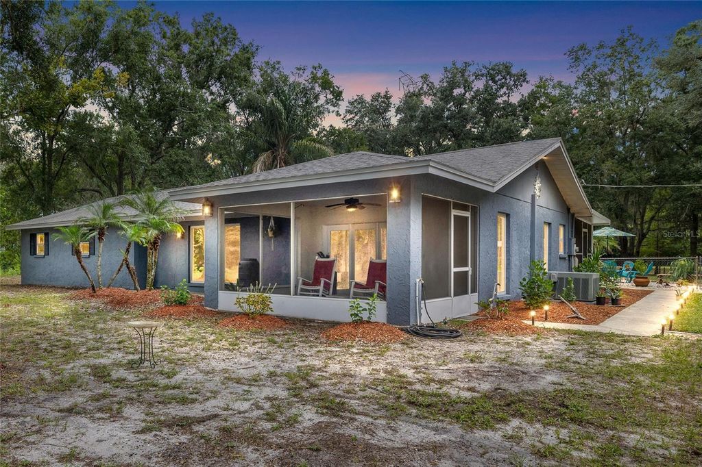 7402 W KNIGHTS GRIFFIN ROAD, Plant City, FL 33565