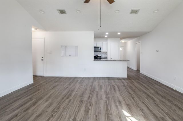 9707 Whitepost Lane, Houston, TX 77086