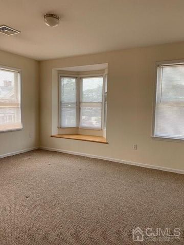 541 Middlesex Avenue 1, Metuchen, NJ 08840