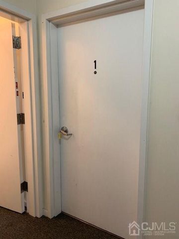 541 Middlesex Avenue 1, Metuchen, NJ 08840