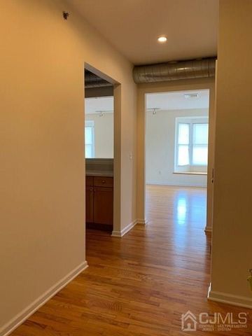541 Middlesex Avenue 1, Metuchen, NJ 08840